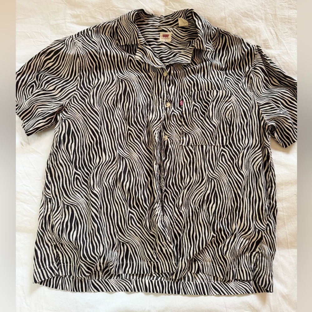 Levis Zebra vintage short sleeve button up